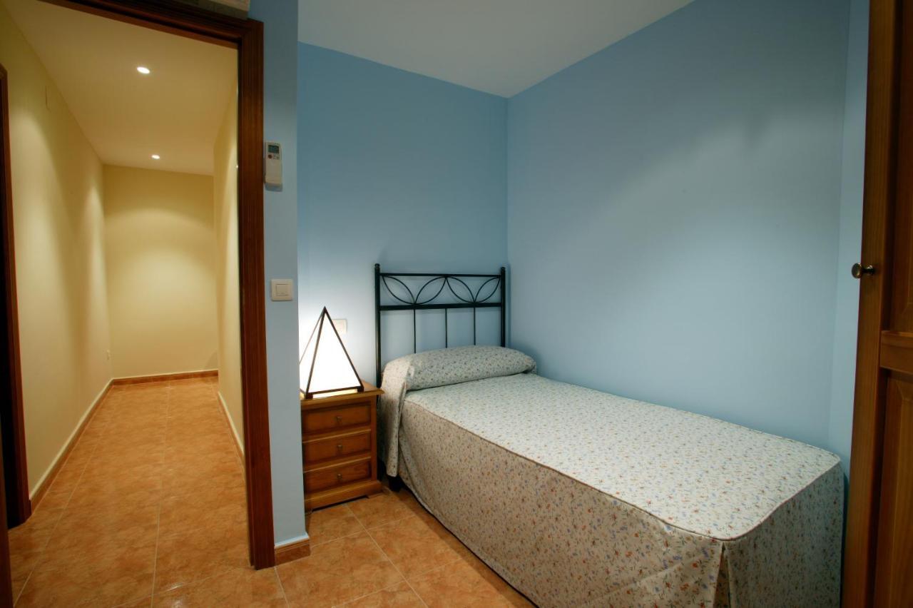 Apartamentos Hotel 77 Ayora Екстер'єр фото